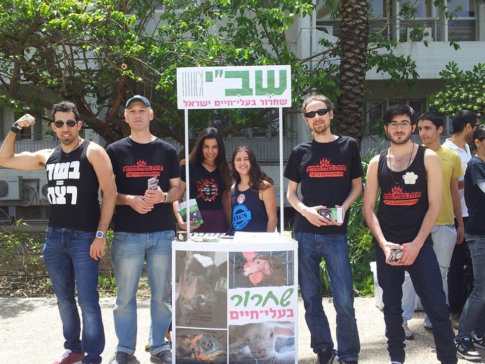 21754_900882843265430_5841446303144353559_n        